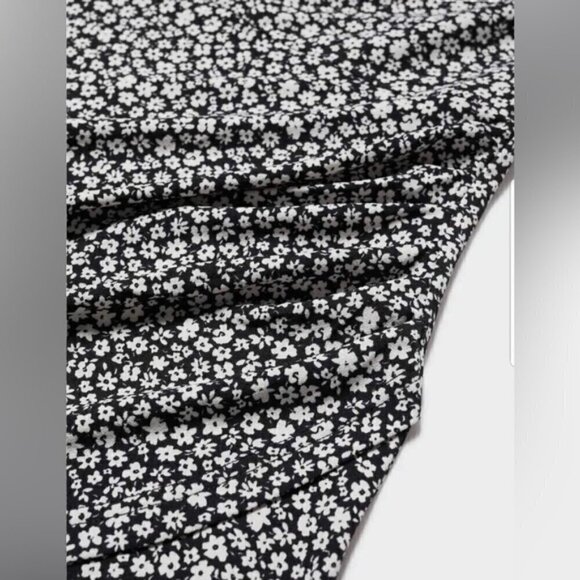 Mango, Flower Print Long Sleeve Dress - Black. Size: XS, 2 US. NIB - Picture 9 of 10